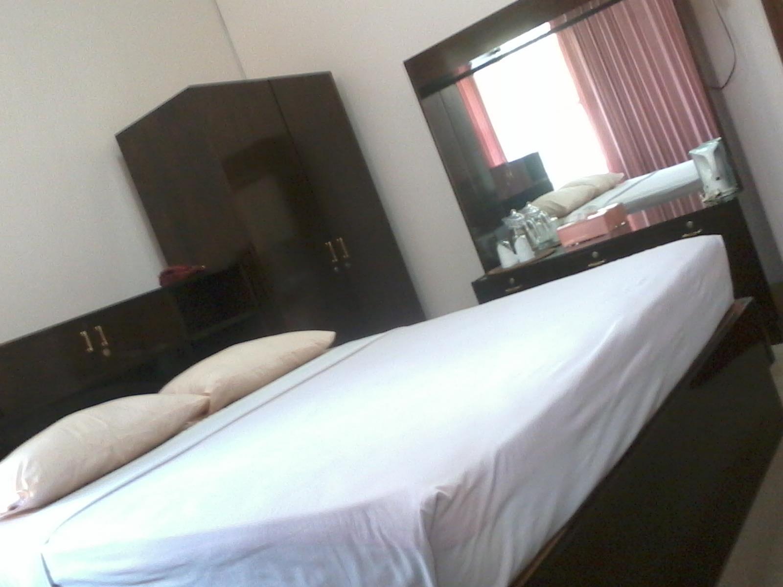 Reddoorz Plus Near Brawijaya Museum Маланг Екстериор снимка