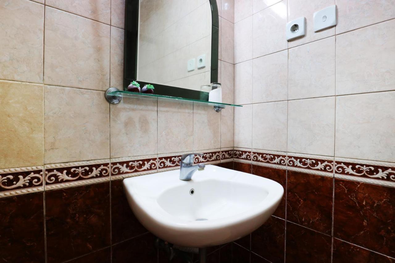 Reddoorz Plus Near Brawijaya Museum Маланг Екстериор снимка